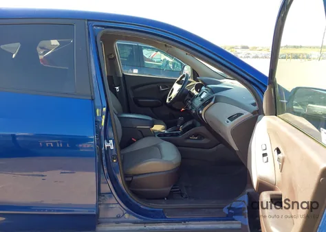 2015 Hyundai Tucson Gls from USA, damaged, VIN KM8JTCAF2FU031909